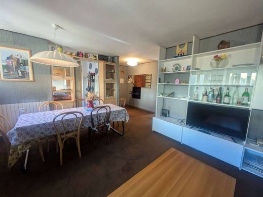 Daire Valtournenche, Aosta ilçesinde