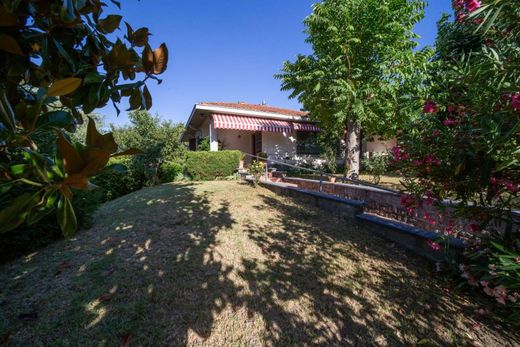 Villa in Parma, Provincia di Parma