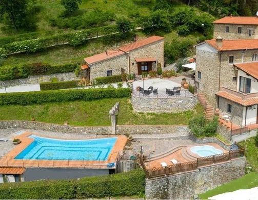Monsummano Terme, Provincia di Pistoiaのヴィラ