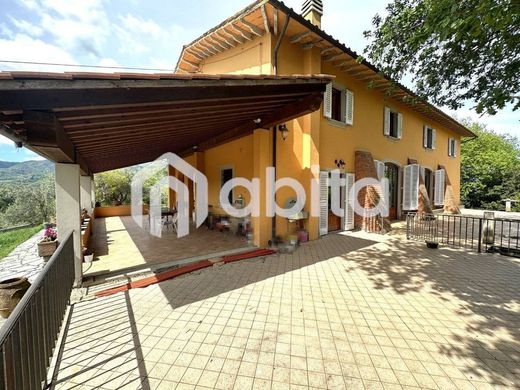 Villa in Cavriglia, Province of Arezzo