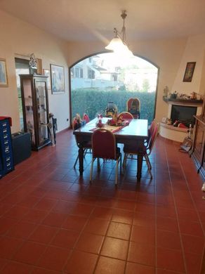 Villa - Poggio a Caiano, Provincia di Prato