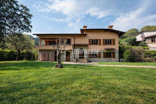 Villa in Botticino, Provincia di Brescia