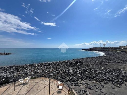 Villa in Catania, Sizilien