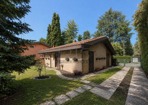Villa à Seregno, Provincia di Monza e della Brianza