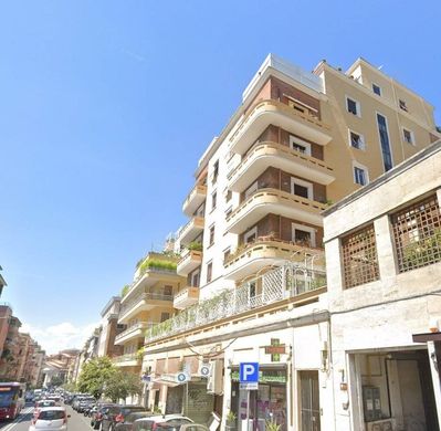 Apartment in Rome, Latium