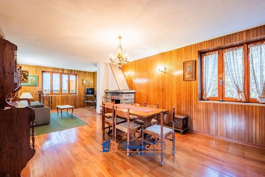 Villa Limone Piemonte, Cuneo ilçesinde