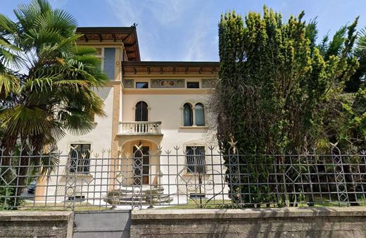 Villa en Affi, Provincia di Verona
