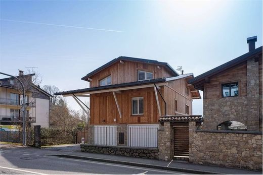 Villa en Clusone, Bérgamo