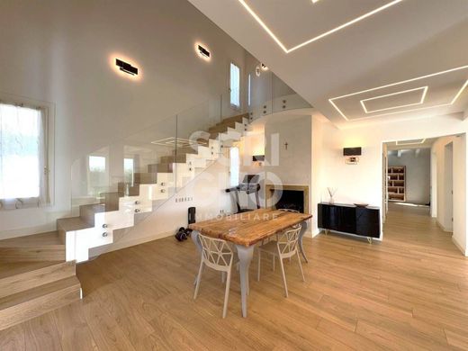 Villa a Lamporecchio, Pistoia