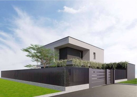 Villa in Olgiate Comasco, Provincia di Como