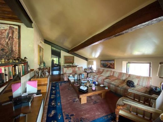 Appartement in Parma, Provincia di Parma