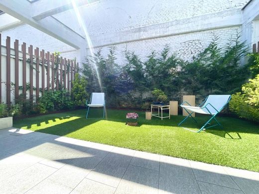 Apartment / Etagenwohnung in Turin, Piemont