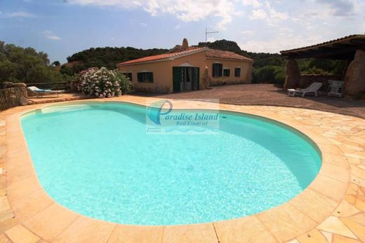 Baja Sardinia, Provincia di Sassariのヴィラ