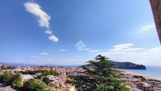 Ρετιρέ σε Gaeta, Provincia di Latina