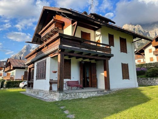 Villa in San Vito di Cadore, Provincia di Belluno