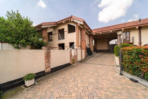 Villa in Grugliasco, Turin