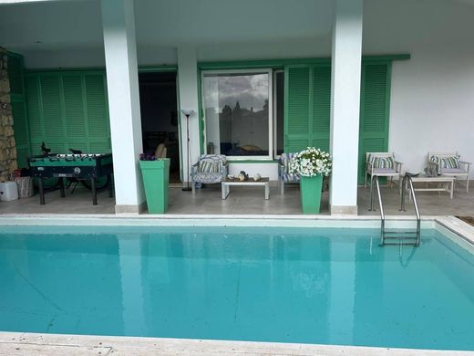 ﻓﻴﻼ ﻓﻲ Ladispoli, روما