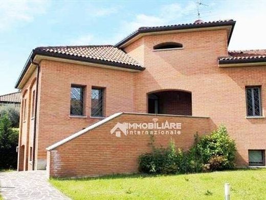 Villa - Bernareggio, Provincia di Monza e della Brianza