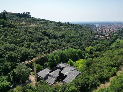 Villa in Verona, Provincia di Verona