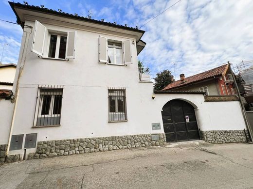 ﻓﻴﻼ ﻓﻲ Bra, Provincia di Cuneo