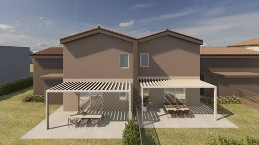 빌라 / Bussolengo, Provincia di Verona