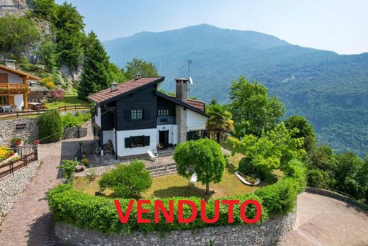 Villa a Dorsino, Trento