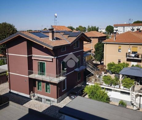 Villa Cormano, Milano ilçesinde