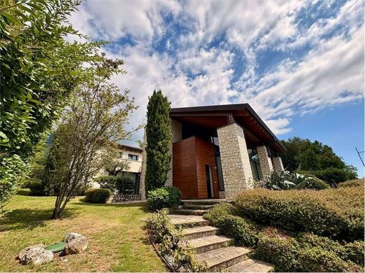 Villa in Borso del Grappa, Provincia di Treviso