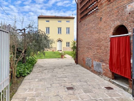 Villa in Capannori, Provincia di Lucca