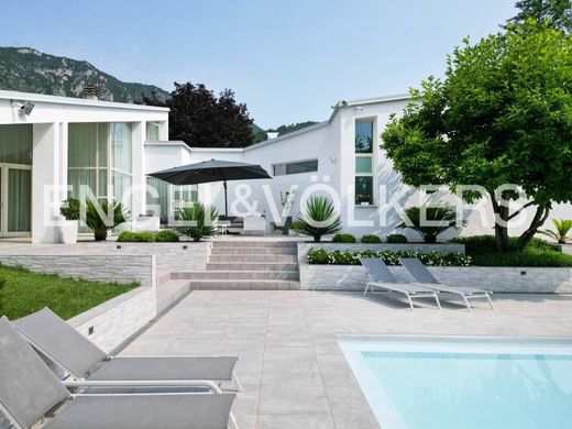 别墅  布雷西亚, 布雷西亚省