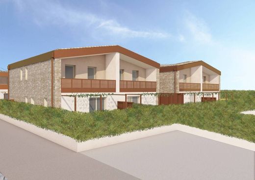 Villa in Sant'Ambrogio di Valpolicella, Provincia di Verona