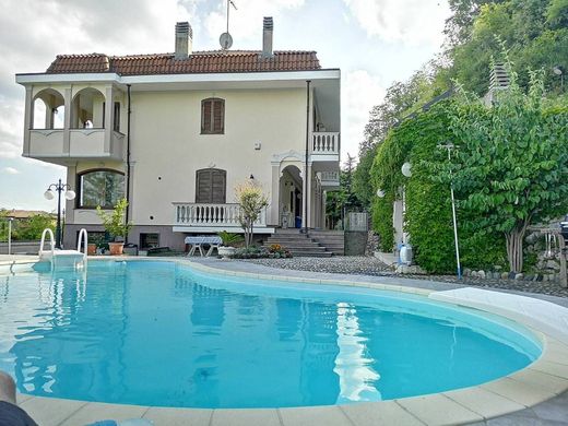Villa in San Raffaele Cimena, Turin