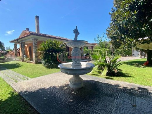 Villa in Fiano Romano, Rome