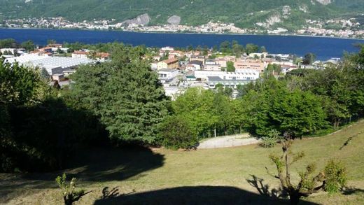 Villa a Garlate, Lecco