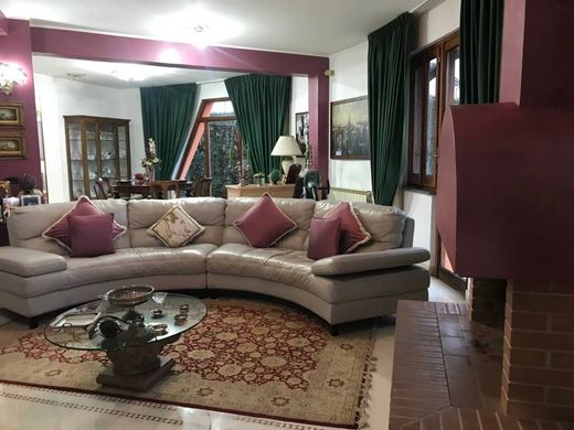 ﻓﻴﻼ ﻓﻲ Valmontone, روما