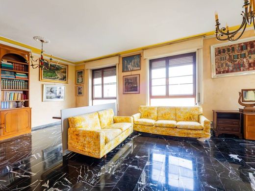 아파트 / 밀라노, Città metropolitana di Milano