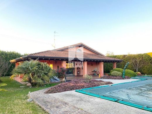 ﻓﻴﻼ ﻓﻲ Roncoferraro, Provincia di Mantova