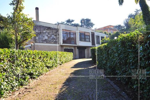 Villa in Rome, Latium