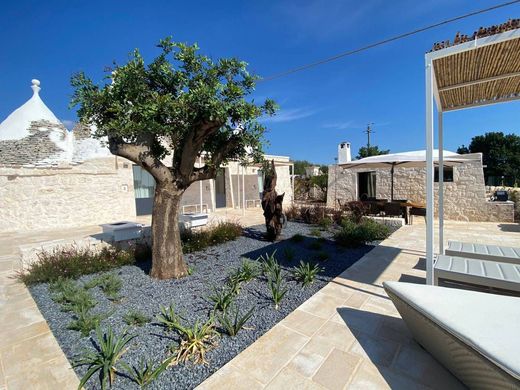 Kɪr evi Martina Franca, Taranto ilçesinde
