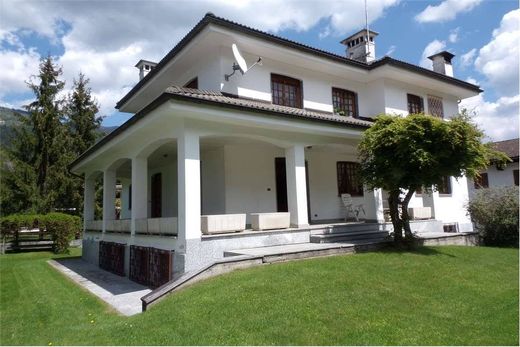 Villa Maslianico, Como ilçesinde