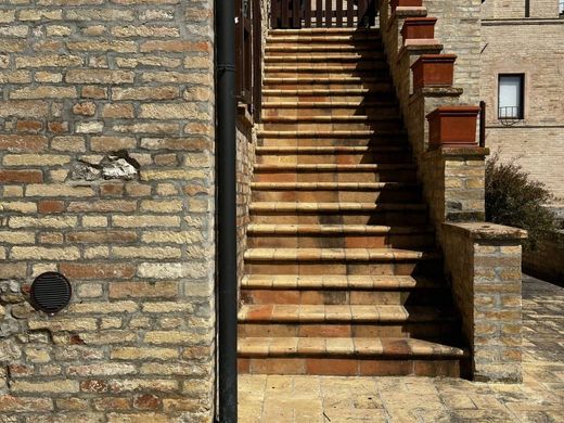 Country House in Fermo, Province of Fermo