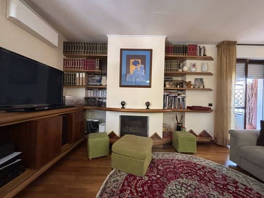 Penthouse in Latina, Provincia di Latina
