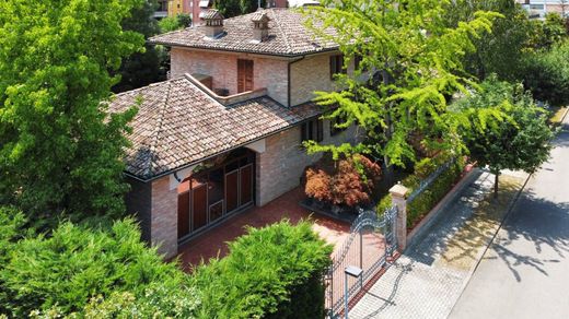 Villa en Soliera, Módena