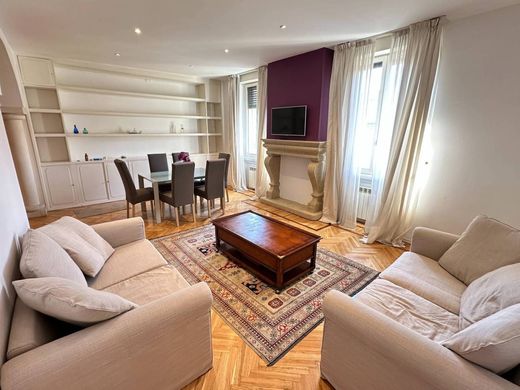 ミラノ, Città metropolitana di Milanoのアパートメント