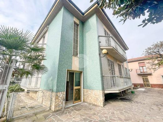 ‏וילה ב  Cormano, Città metropolitana di Milano