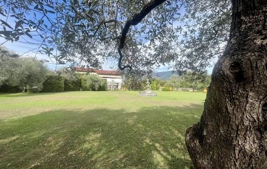 ﻓﻴﻼ ﻓﻲ Massa, Provincia di Massa-Carrara