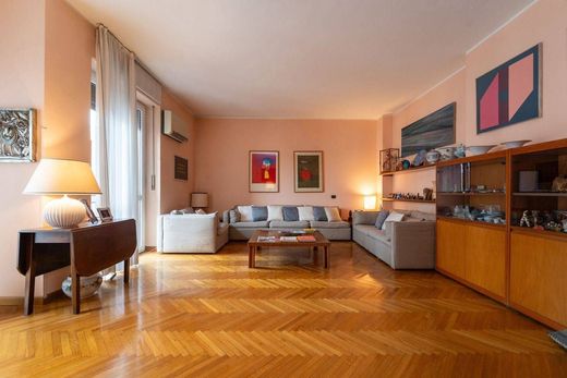 Apartment in Milan, Lombardy
