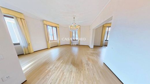 Apartment / Etagenwohnung in Modena, Provincia di Modena
