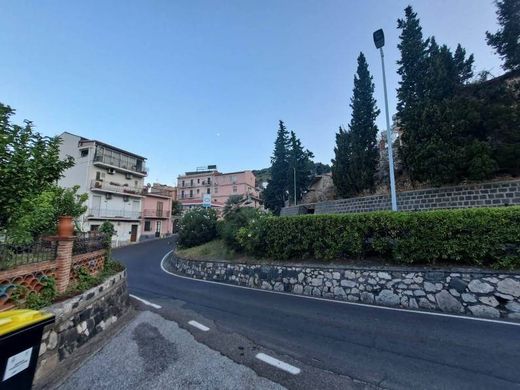 Appartement à Taormina, Messine