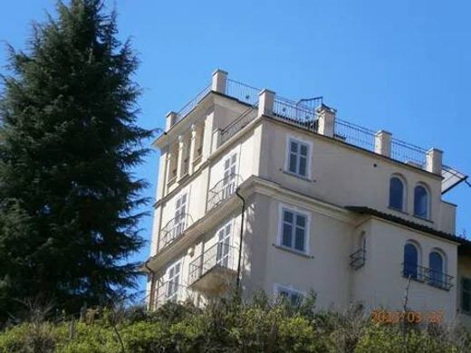 Villa à Cisterna d'Asti, Provincia di Asti